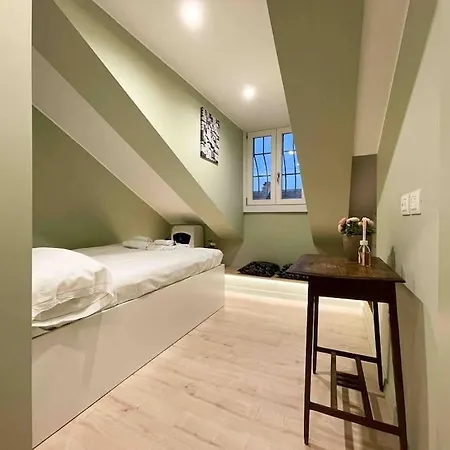 Emanuele Attic Apartment *